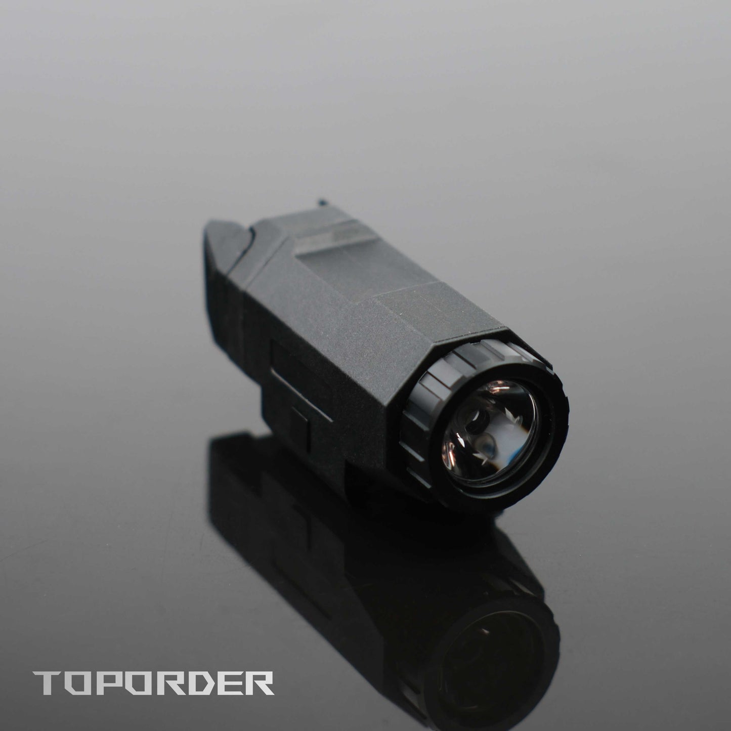 APL Airsoft Tactical Weapon Gun Pistol Flashlight Fit 20mm Picatinny Rail For Hunting Lanterna Weapons Rifle Light