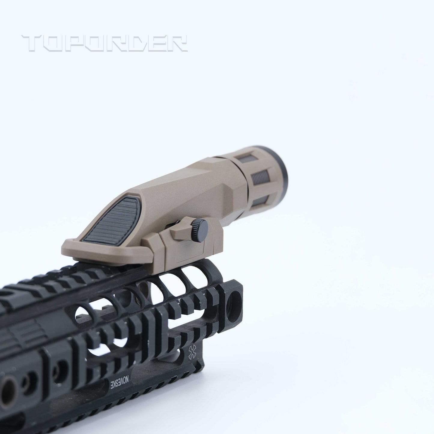 WMLX&G2 LED Flashlight Tactical Hanging Scout Light /Strong light burst/Adapted to 20-21MM guide rail Field lighting camping